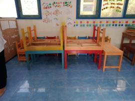 Pendistribusian Meja dan Kursi Kelompok Bermain